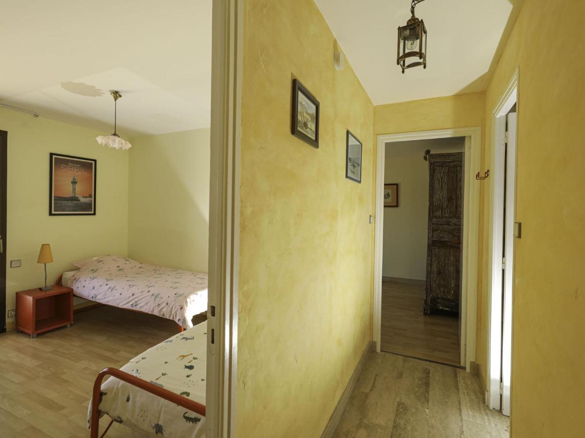 Bright Cottage In A Quiet Location, Near The Coast, Sibiril Exterior foto